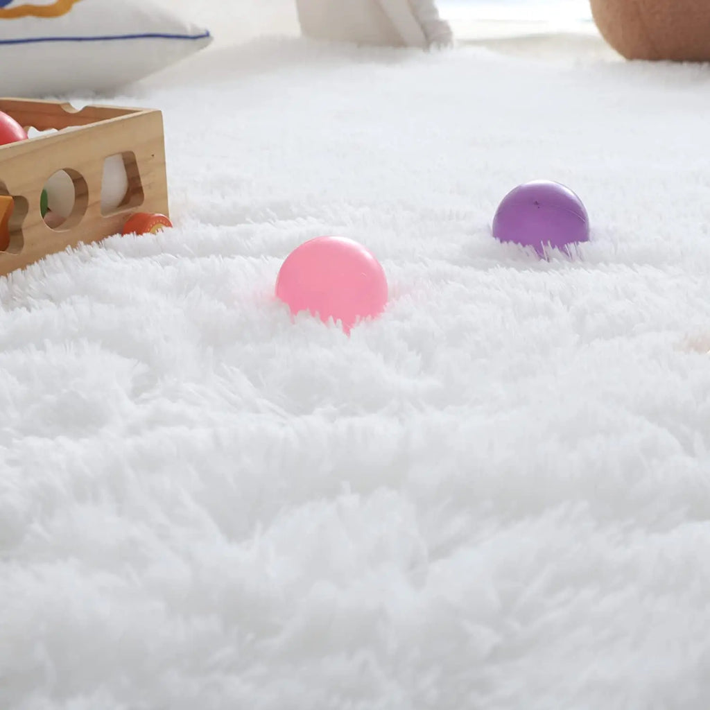 Furry Plush Area Rug - Modern Nordic Style Carpet for Living Room & Bedroom